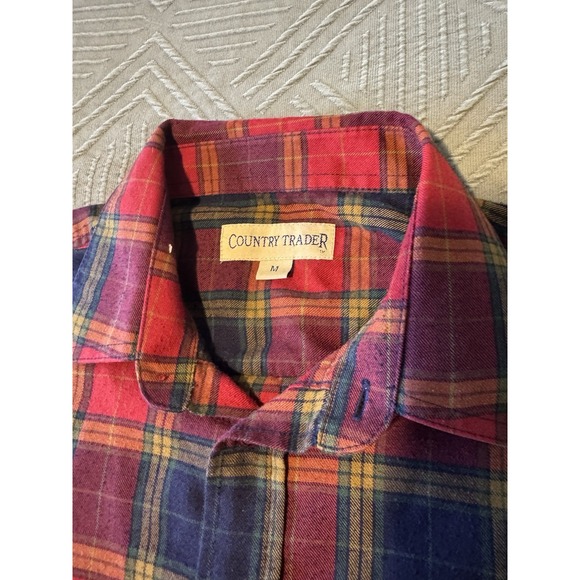Country Trader Men's Red Flannel Button Up Size Medium Long‎ Sleeve - Picture 2 of 5
